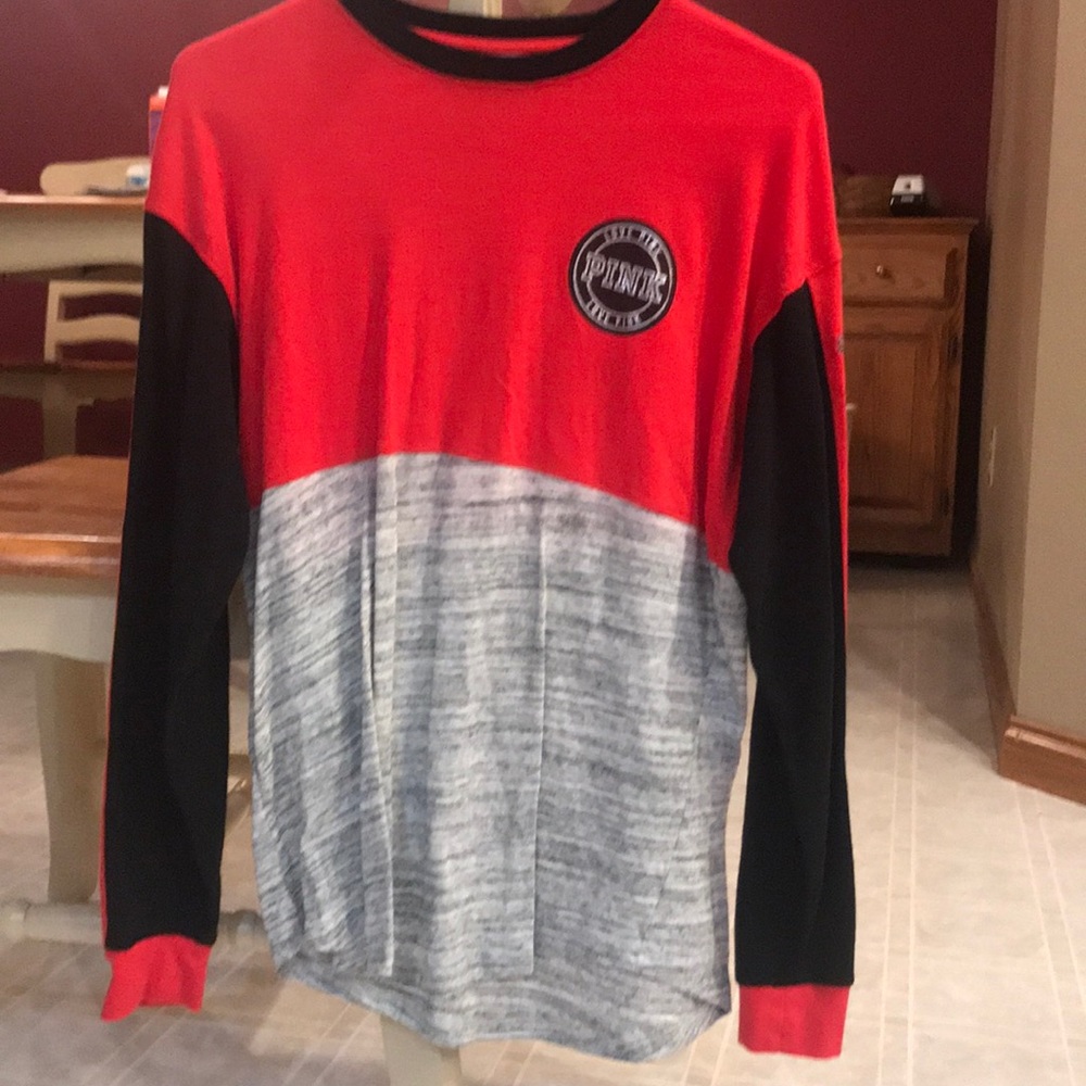 PINK long-sleeve t-shirt